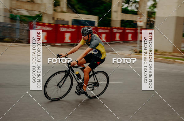 Buy your photos of the eventVSERIES Duathlon & Running on Fotop