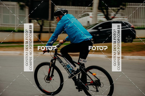 Buy your photos of the eventVSERIES Duathlon & Running on Fotop