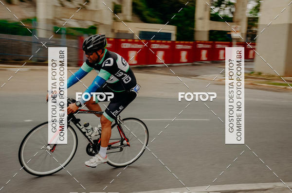 Buy your photos of the eventVSERIES Duathlon & Running on Fotop