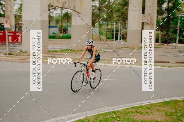 Buy your photos of the eventVSERIES Duathlon & Running on Fotop