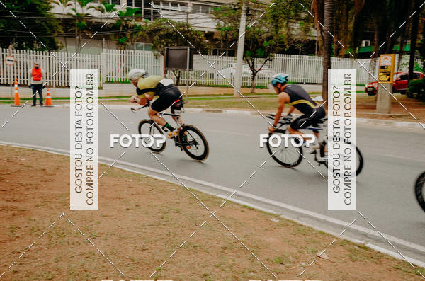 Buy your photos of the eventVSERIES Duathlon & Running on Fotop