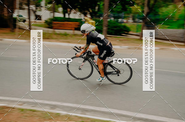 Buy your photos of the eventVSERIES Duathlon & Running on Fotop