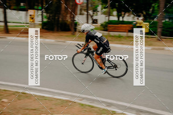 Buy your photos of the eventVSERIES Duathlon & Running on Fotop
