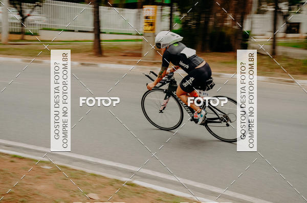 Buy your photos of the eventVSERIES Duathlon & Running on Fotop