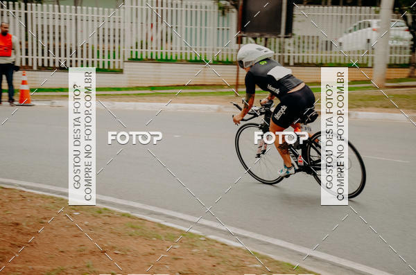 Buy your photos of the eventVSERIES Duathlon & Running on Fotop