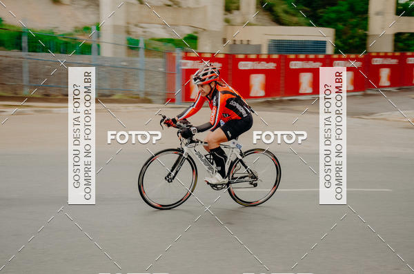 Buy your photos of the eventVSERIES Duathlon & Running on Fotop