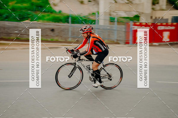 Buy your photos of the eventVSERIES Duathlon & Running on Fotop