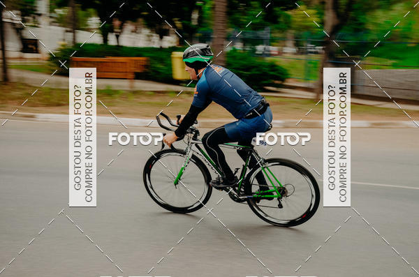 Buy your photos of the eventVSERIES Duathlon & Running on Fotop