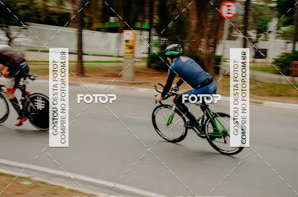 Buy your photos of the eventVSERIES Duathlon & Running on Fotop