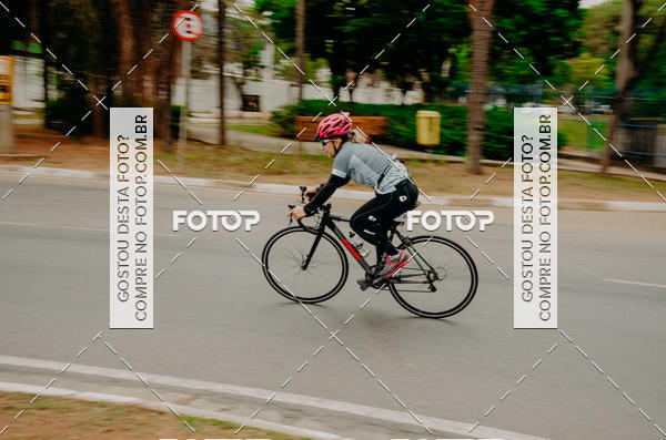 Buy your photos of the eventVSERIES Duathlon & Running on Fotop