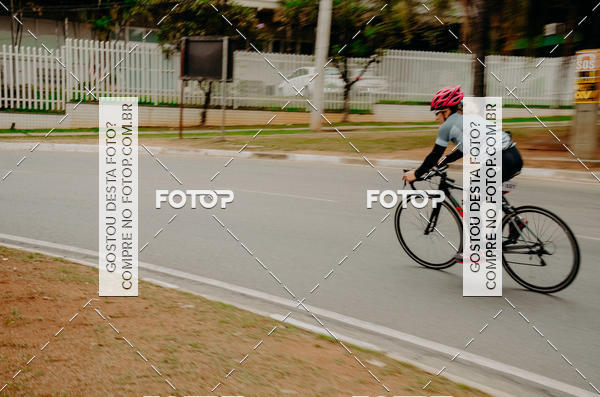 Buy your photos of the eventVSERIES Duathlon & Running on Fotop