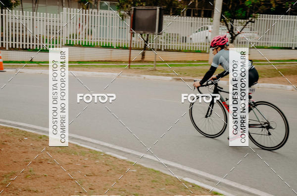 Buy your photos of the eventVSERIES Duathlon & Running on Fotop