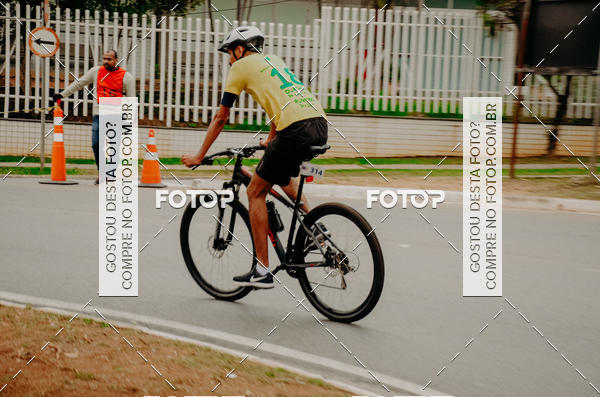 Buy your photos of the eventVSERIES Duathlon & Running on Fotop