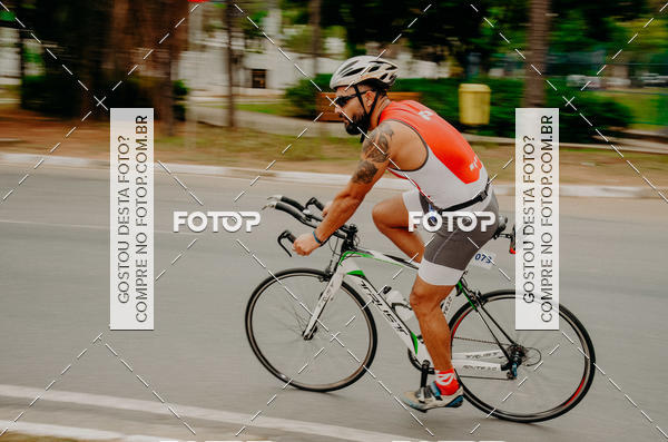 Buy your photos of the eventVSERIES Duathlon & Running on Fotop