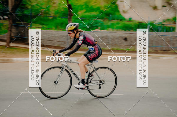 Buy your photos of the eventVSERIES Duathlon & Running on Fotop