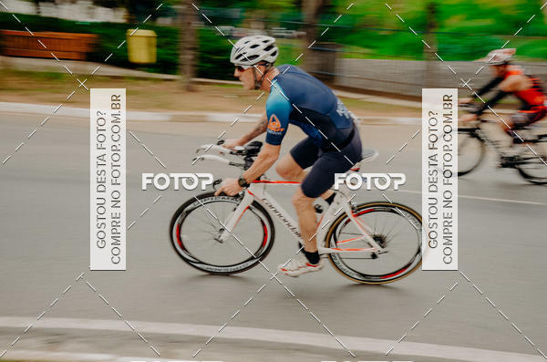 Buy your photos of the eventVSERIES Duathlon & Running on Fotop