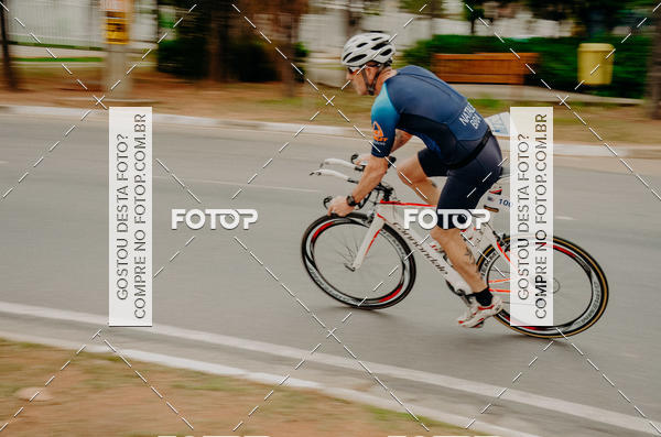 Buy your photos of the eventVSERIES Duathlon & Running on Fotop