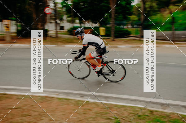 Buy your photos of the eventVSERIES Duathlon & Running on Fotop