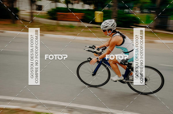 Buy your photos of the eventVSERIES Duathlon & Running on Fotop