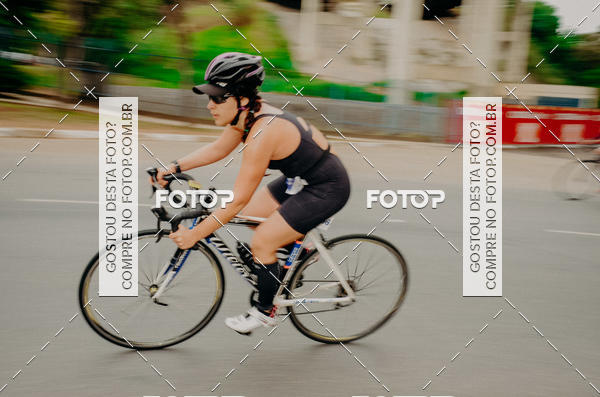 Buy your photos of the eventVSERIES Duathlon & Running on Fotop