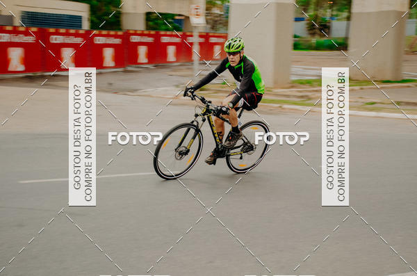 Buy your photos of the eventVSERIES Duathlon & Running on Fotop