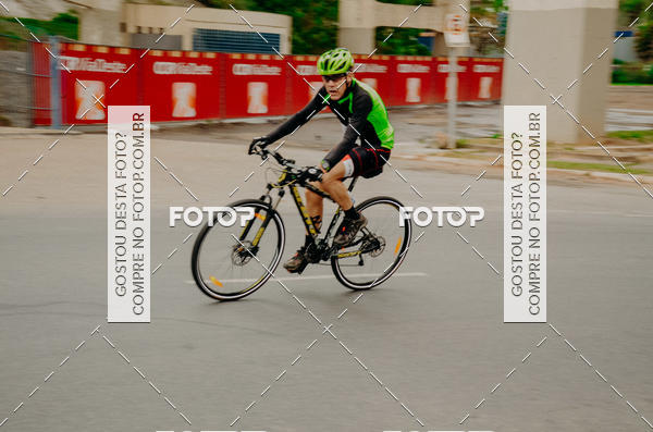 Buy your photos of the eventVSERIES Duathlon & Running on Fotop