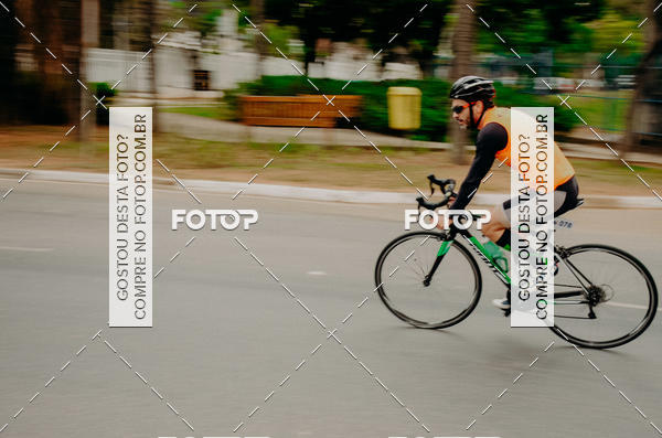 Buy your photos of the eventVSERIES Duathlon & Running on Fotop