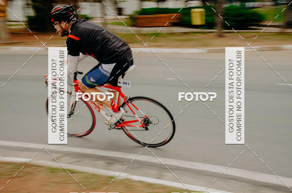 Buy your photos of the eventVSERIES Duathlon & Running on Fotop