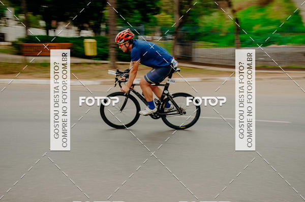 Buy your photos of the eventVSERIES Duathlon & Running on Fotop