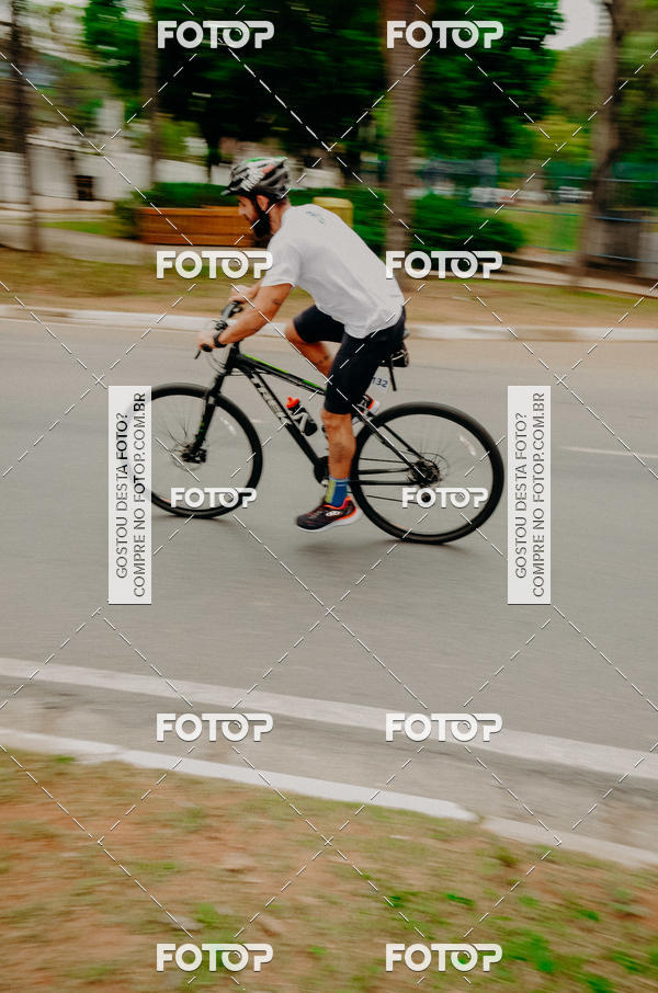 Buy your photos of the eventVSERIES Duathlon & Running on Fotop