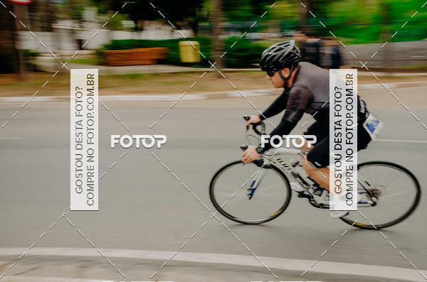 Buy your photos of the eventVSERIES Duathlon & Running on Fotop