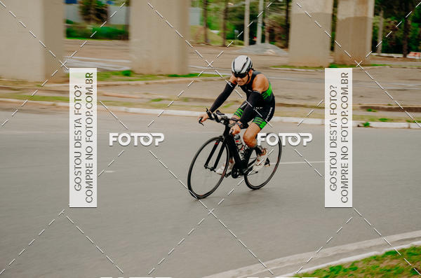 Buy your photos of the eventVSERIES Duathlon & Running on Fotop