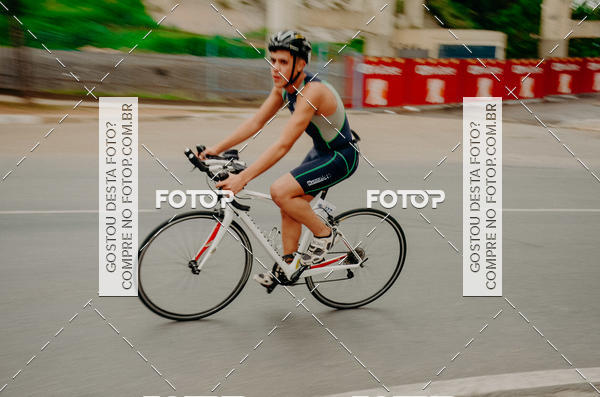Buy your photos of the eventVSERIES Duathlon & Running on Fotop
