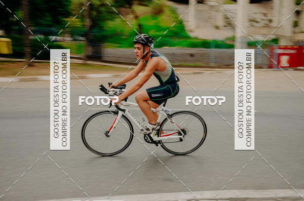 Buy your photos of the eventVSERIES Duathlon & Running on Fotop