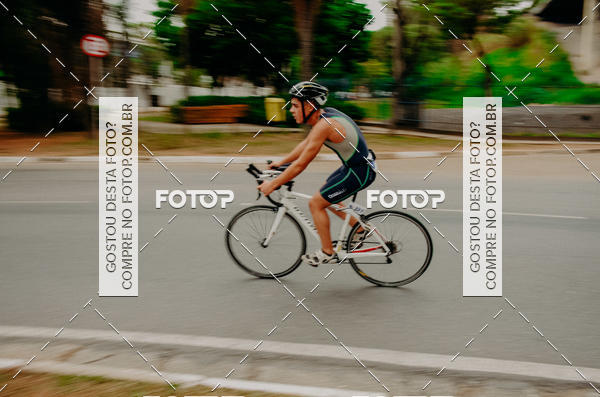 Buy your photos of the eventVSERIES Duathlon & Running on Fotop