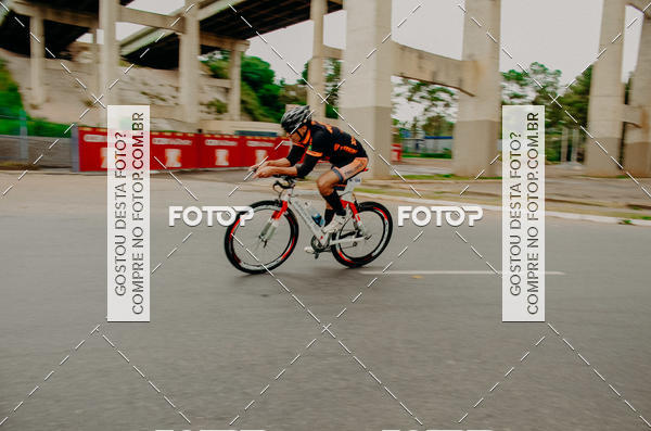 Buy your photos of the eventVSERIES Duathlon & Running on Fotop