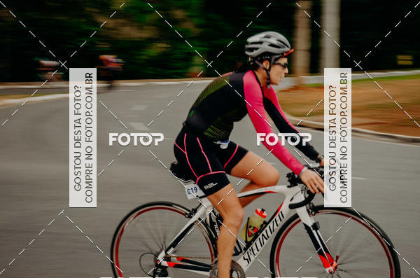 Buy your photos of the eventVSERIES Duathlon & Running on Fotop