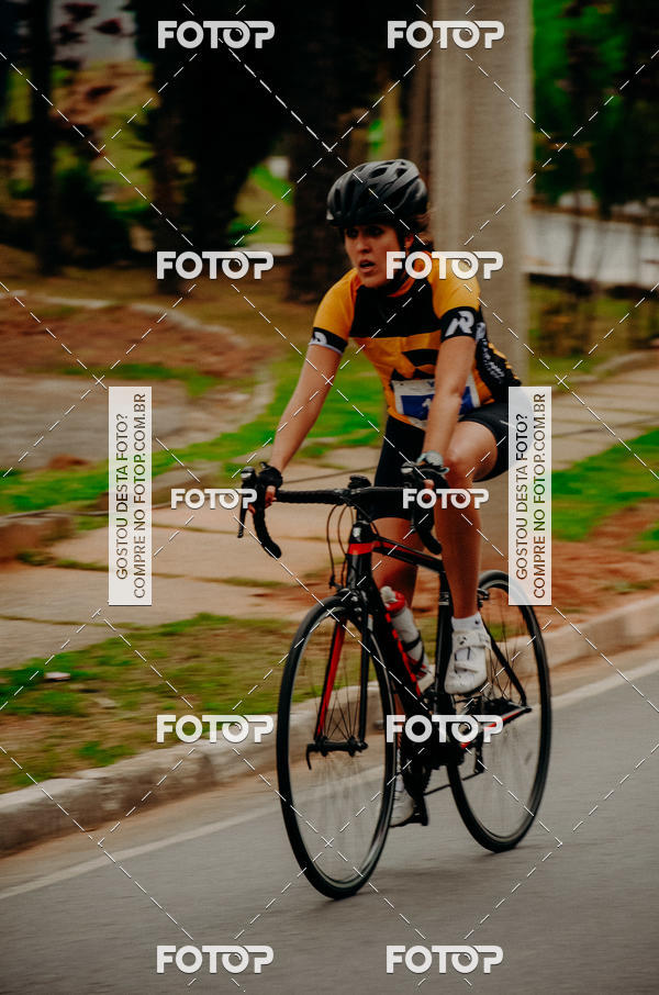 Buy your photos of the eventVSERIES Duathlon & Running on Fotop