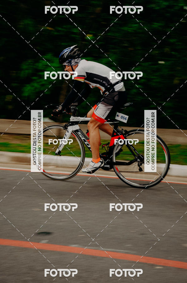 Buy your photos of the eventVSERIES Duathlon & Running on Fotop