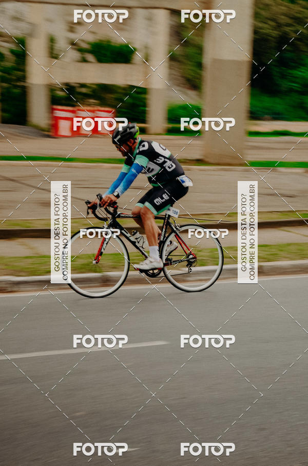 Buy your photos of the eventVSERIES Duathlon & Running on Fotop