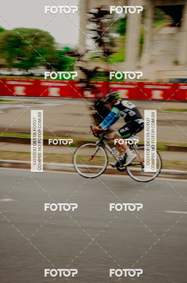 Buy your photos of the eventVSERIES Duathlon & Running on Fotop