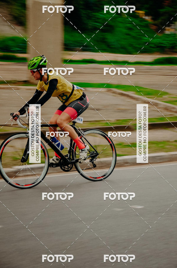Buy your photos of the eventVSERIES Duathlon & Running on Fotop