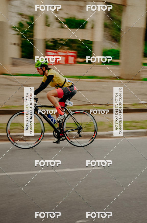 Buy your photos of the eventVSERIES Duathlon & Running on Fotop