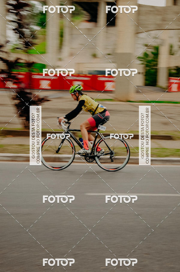 Buy your photos of the eventVSERIES Duathlon & Running on Fotop