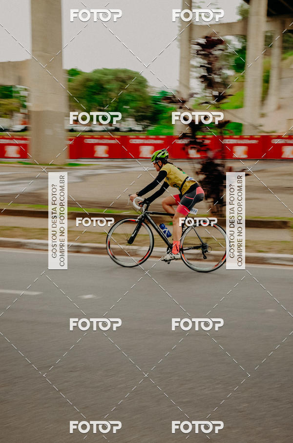 Buy your photos of the eventVSERIES Duathlon & Running on Fotop