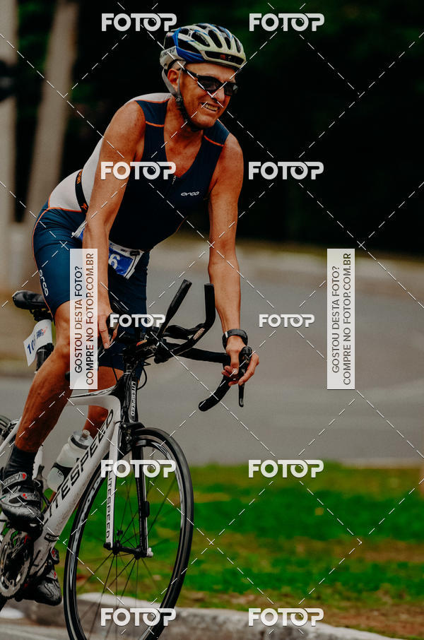 Buy your photos of the eventVSERIES Duathlon & Running on Fotop