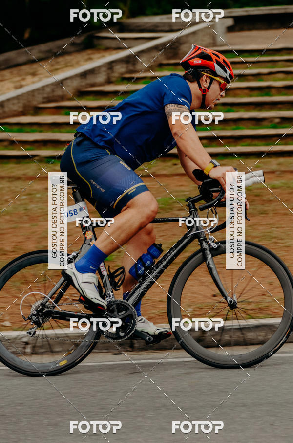 Buy your photos of the eventVSERIES Duathlon & Running on Fotop