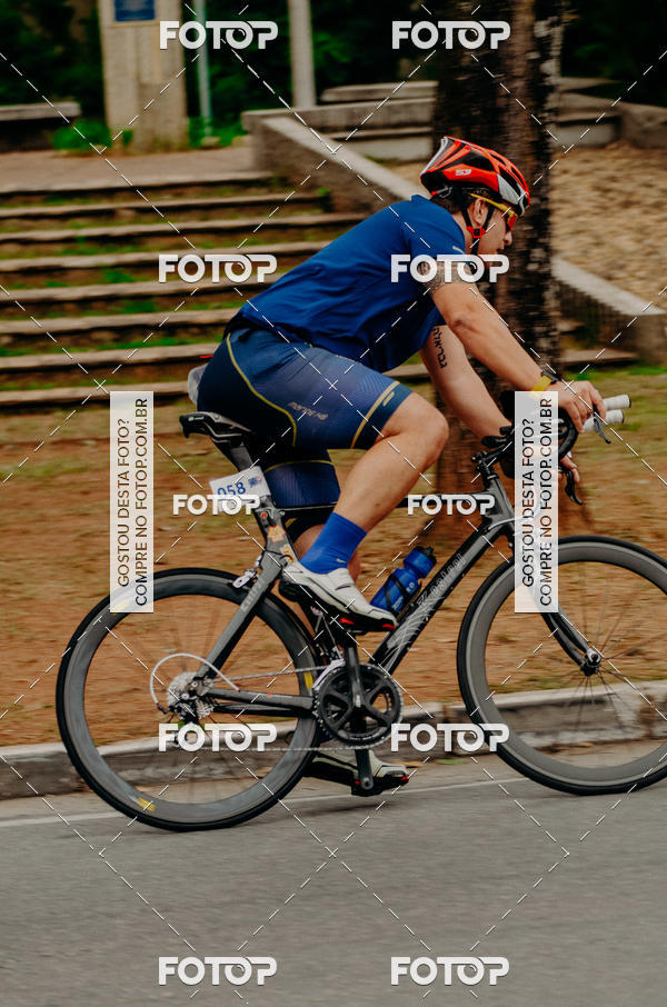 Buy your photos of the eventVSERIES Duathlon & Running on Fotop