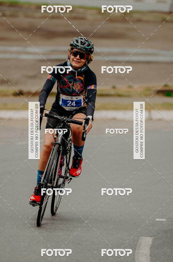 Buy your photos of the eventVSERIES Duathlon & Running on Fotop