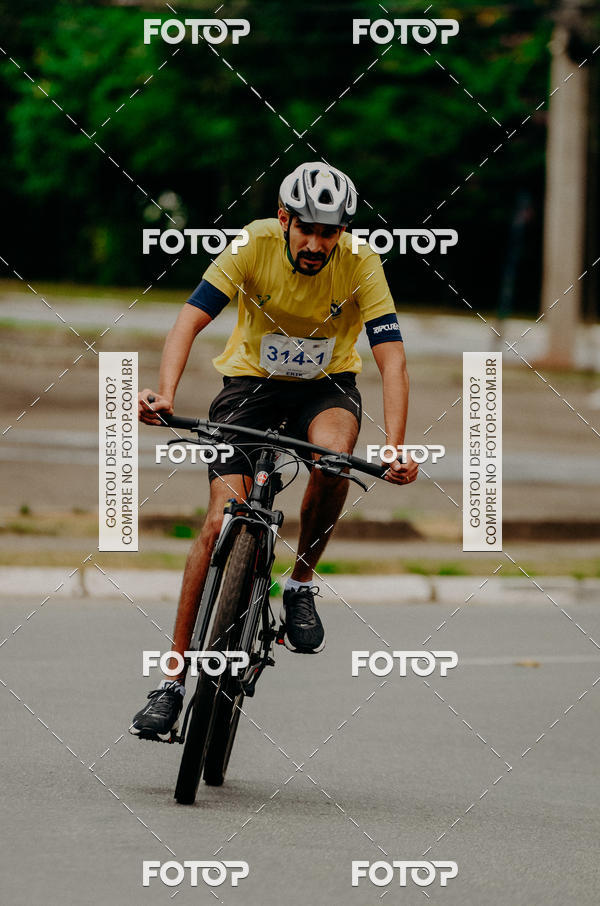 Buy your photos of the eventVSERIES Duathlon & Running on Fotop